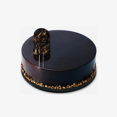 Dark Chocolate Cake With Chocopie